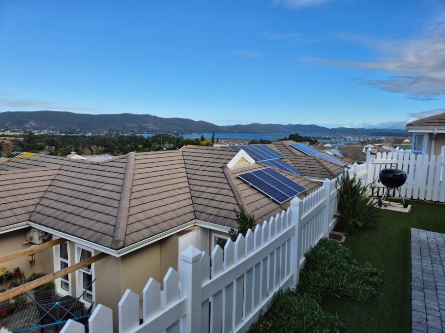 To Let 2 Bedroom Property for Rent in Hunters Estate Western Cape